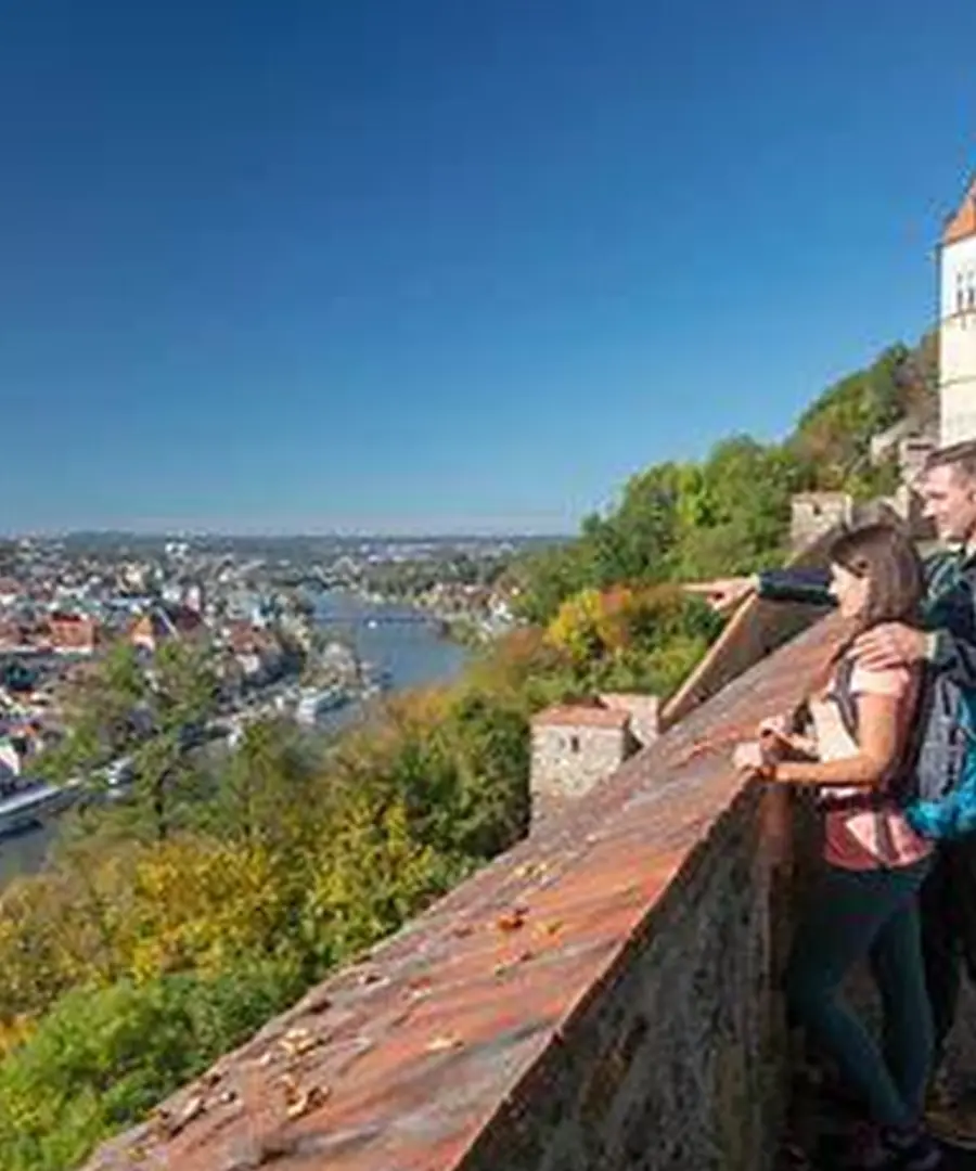 Blick vom Oberhaus auf Passau als Symbol für regionale Sichtbarkeit mit BavariaSpot